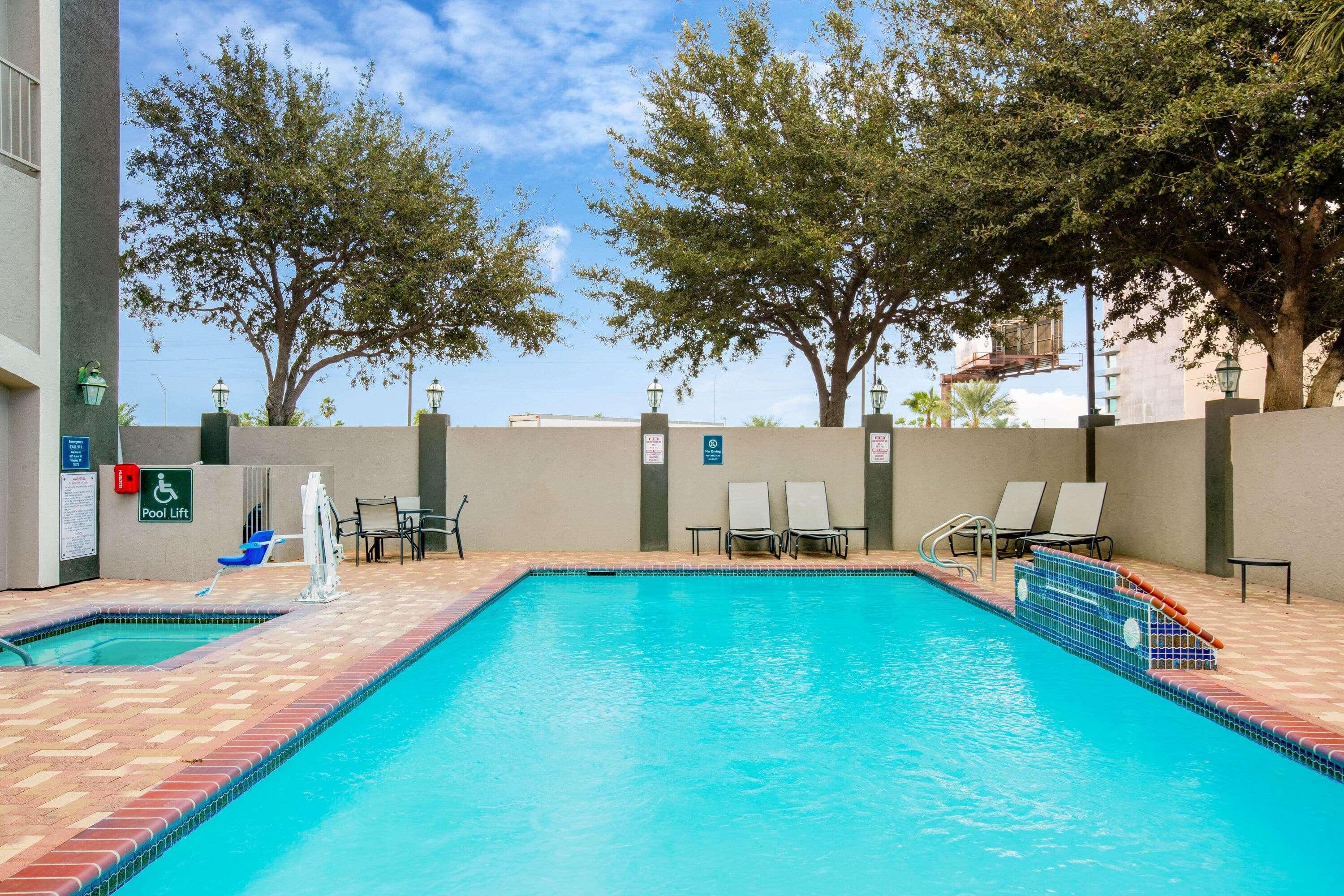 La Quinta By Wyndham Mission At West Mcallen Exterior foto