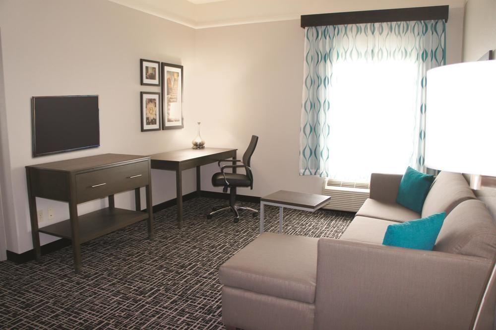 La Quinta By Wyndham Mission At West Mcallen Exterior foto
